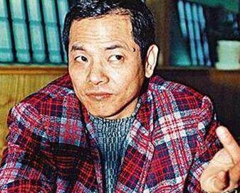 驹哥传:小廖的幸运筹码救了崩牙驹2次,却没能救自己,驹哥落泪