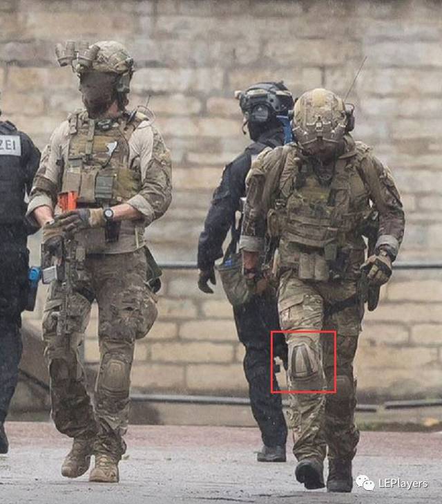 2020宾夕法尼亚州雷丁市警匪对峙 看fbi hrt最新装备