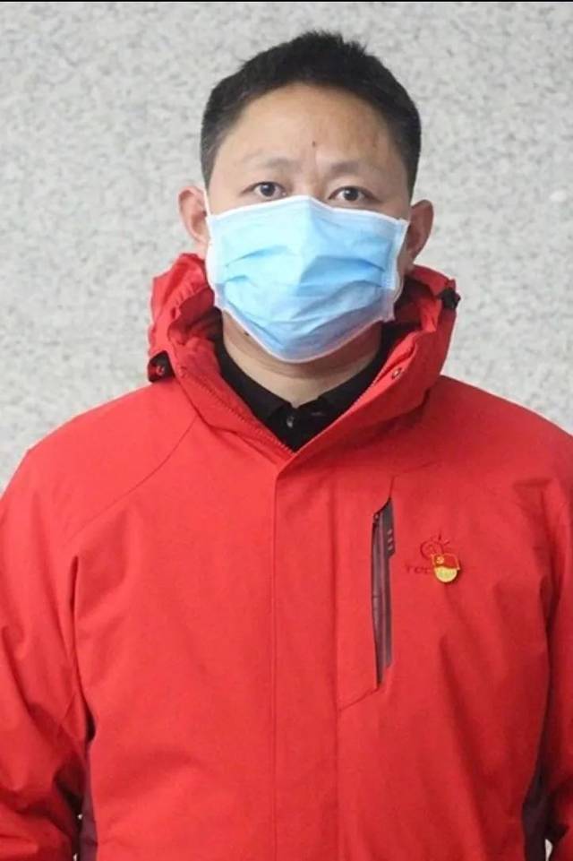 队长 余强 副主任医师