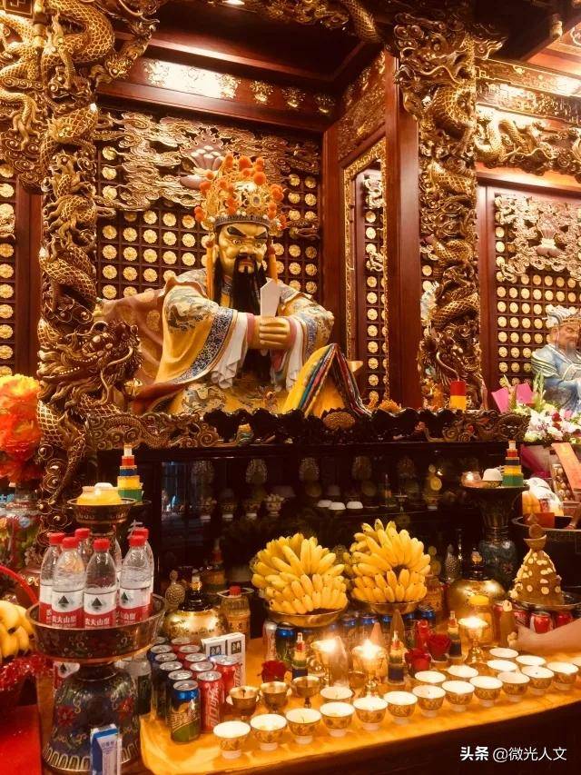 一,龙生九子 五爷掌财首先第一种传说就是五爷是财神爷,就是今天我们