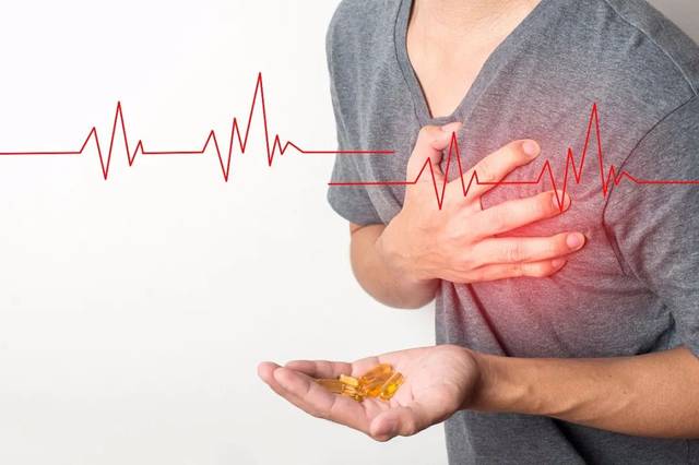 人员15分钟内齐聚导管室,备班医生孙小刚十分钟内赶到医院在科室值守