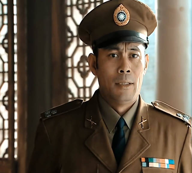 《亮剑》中楚云飞的国军军装错在哪里,影视剧错了几十年,能改吗?