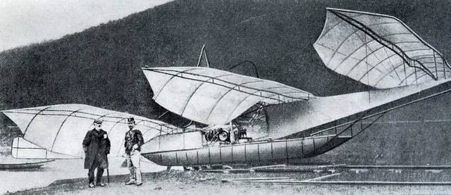 1910年3月28日,法国人法布尔成功试飞第一架水上飞机