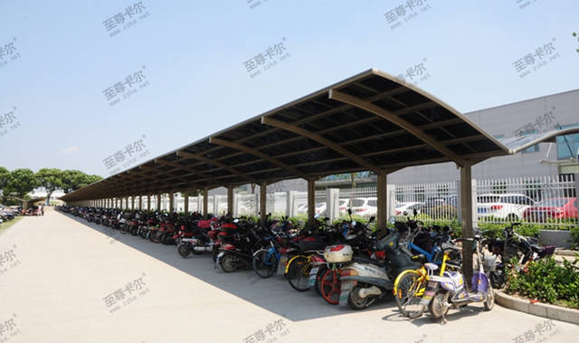 实用性极强的电动车充电棚你了解多少先看看这些电动车充电棚图片