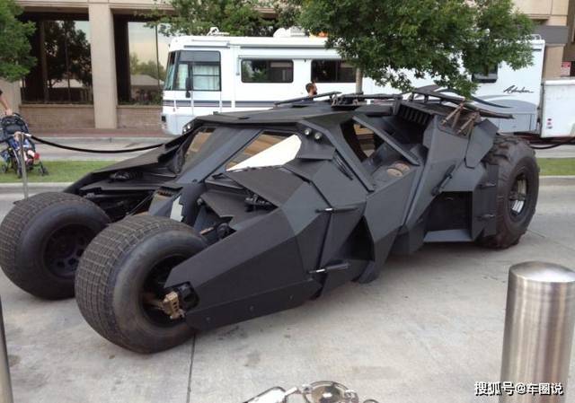 汽车盘点电影中外观极具科技感的神级汽车蝙蝠战车