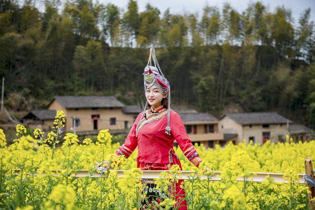 古樸的村落美麗的姑娘這是一次難忘的拍攝