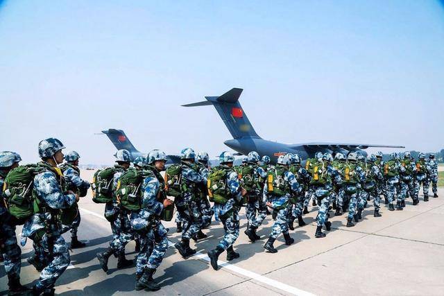 原创中国能集结千万大军,美国有个疑问:你怎么集结?