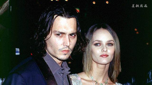 约翰尼·德普与凡妮莎·帕拉迪斯