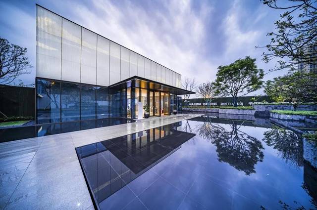 柳州融创江南林语营销中心盛大开放