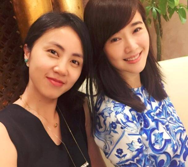 王菊郭晓婷初中就相识,没想到尼格买提和《欢乐颂》中的他是同学