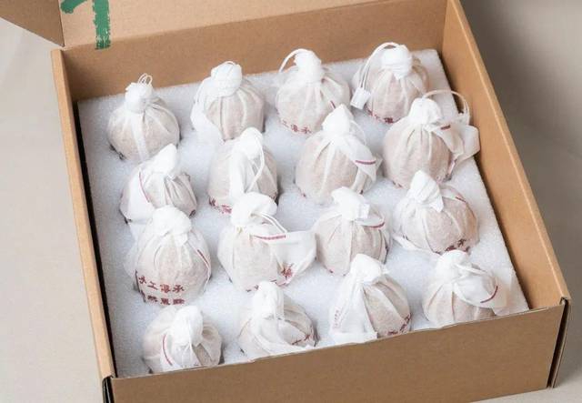 非遗传承,手工制作~无铅配方,黄金皮蛋!q弹香糯,鲜香不腻!