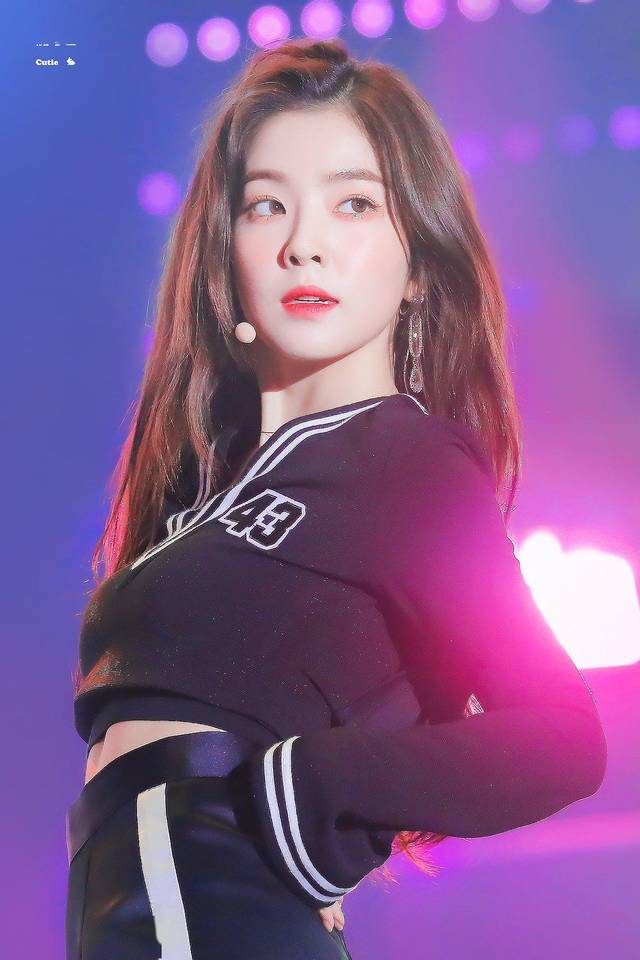 redvelvetirene愚人节别家站子作为颜值pick拍摄和上传最多的女爱豆