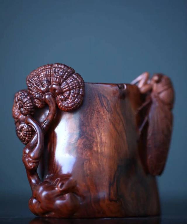 海黄还分东部料与西部料？虽然都叫黄花梨，二者可不一样！_搜狐网