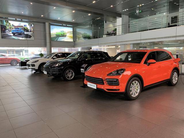 探访保时捷4s店:卡宴优惠超10万,macan优惠7万,718现车少!