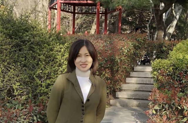 名师风采衣带渐宽终不悔为师消得人憔悴记青岛三十七中班主任李丽老师