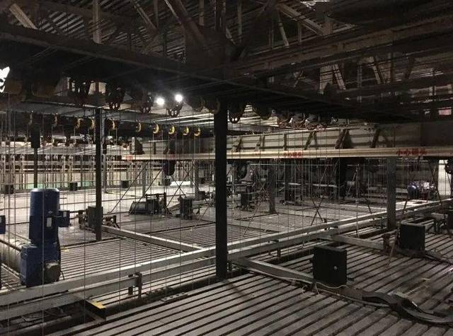 控制室,基坑,栅顶,马道 等区域进行巡 视检查 , 栅顶是 指剧院舞台