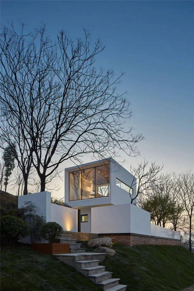 编委案例丨万安山下的白房子