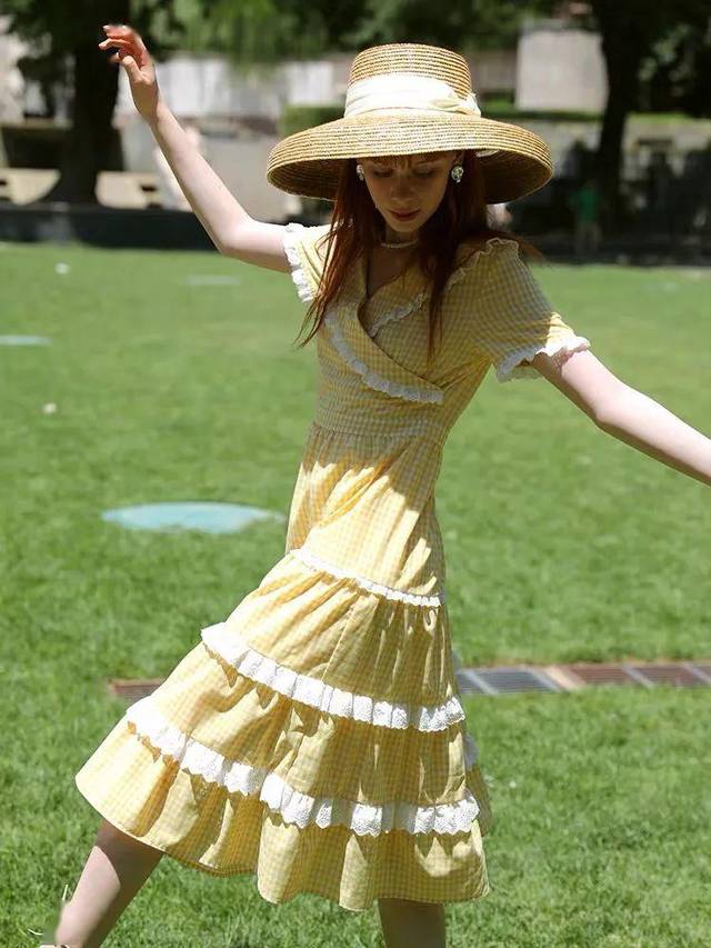 复古风的衣服也太上镜了!