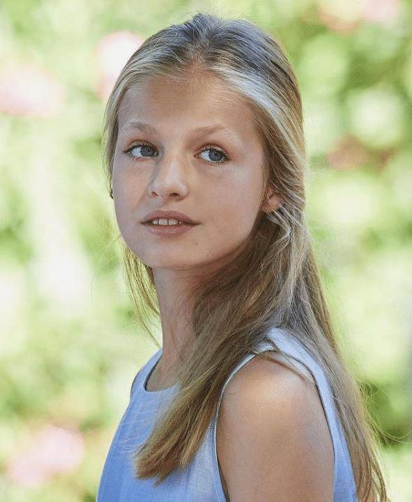 气质小美女莱昂诺尔公主西班牙皇室未来的女王