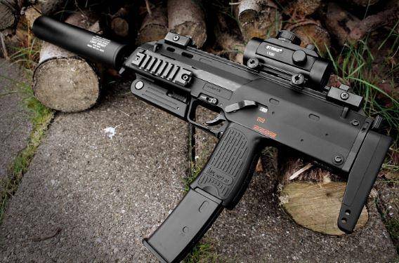 世界十大冲锋枪:之黑克勒-科赫hk mp7冲锋枪