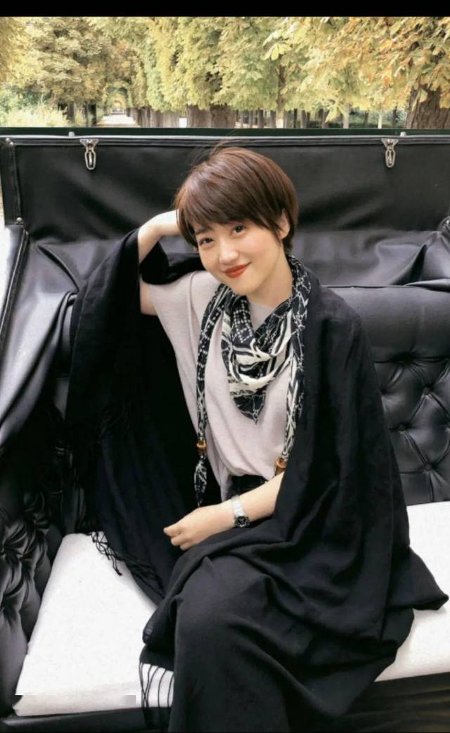 王冠红人馆——世界财经周刊_手机搜狐网