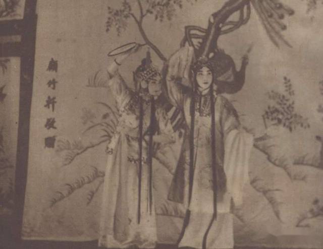 梅兰芳：我演《游园惊梦》（曲文与身段解析）_搜狐网