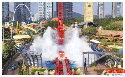 欢乐谷金涛骇浪是亚洲首座w形水花过山车,高44米,最高时速96公里.