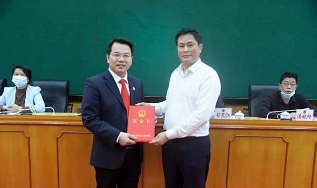 胡小军任雷州市人民政府副市长!