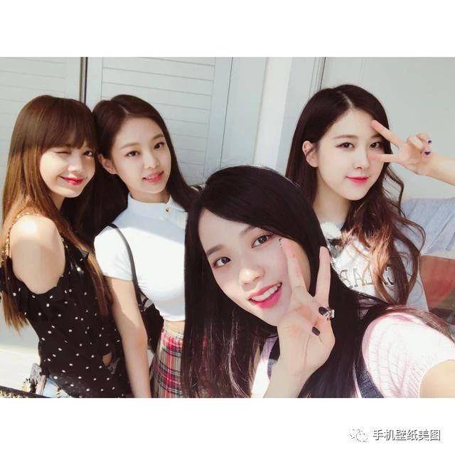 blackpink四人闺头图片