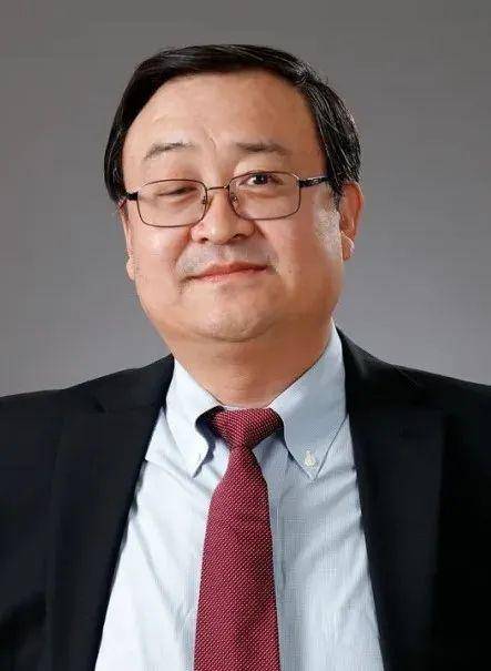 莫大鹏 《颈动脉慢性闭塞开通治疗》 直播收看 本期讲者