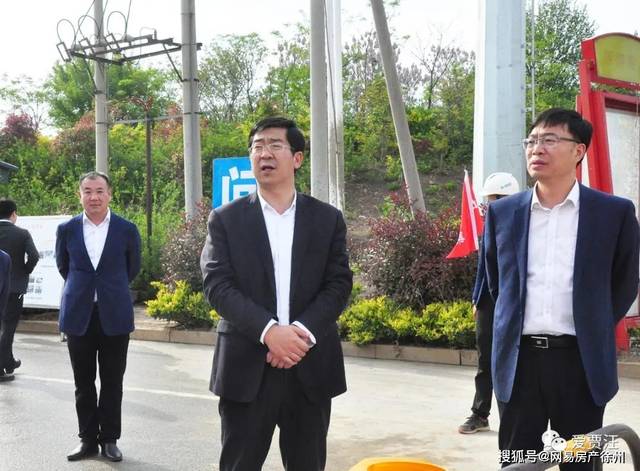 在徐贾快速通道北延段,张克指出,该项目是徐州工业园区与京台高速便捷