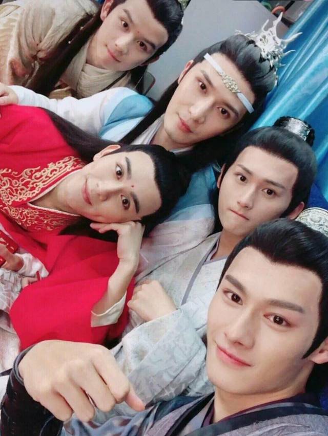 陳情令 夏令时 2周年 BOX 忘羨特別版 B 陳情令 夏令时 2周年 BOX 忘羨特別版 B - メルカリ
