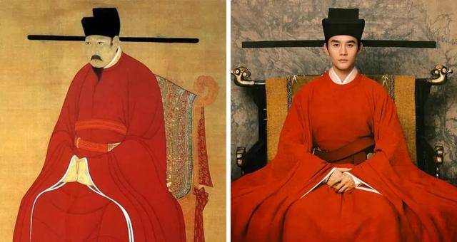 王凯的坐姿和 宋太祖坐像是不是很相似,就连眯眯眼都如出一辙!