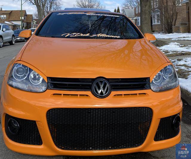 为孩子打造的亮橙色2007款大众polo gti,不失帅气的优美!