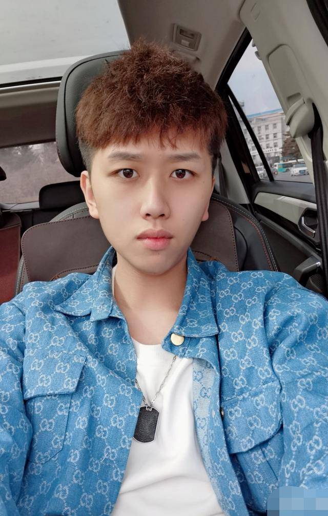 王境泽因《变形记》一句"真香"翻红,如今6年过去,现在过咋样