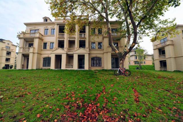 庐江国轩温泉宫·御园独栋别墅,体验一下皇家般的奢华_手机搜狐网