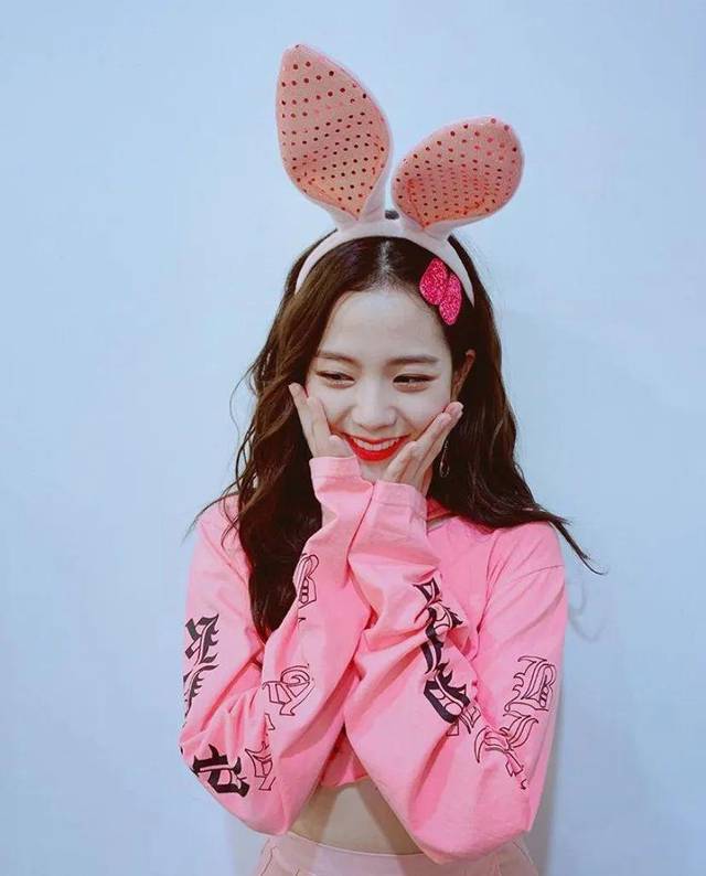 blackpink 门面担当 jisoo !