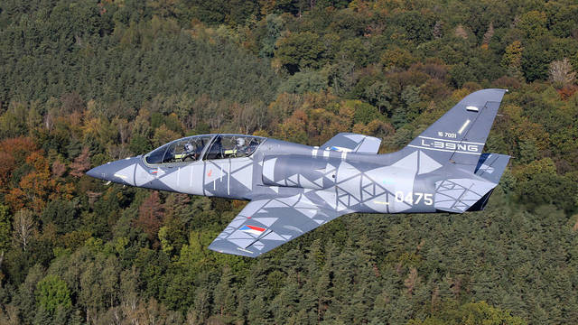 决胜2020贵飞ftc2000g山鹰战机实现出口