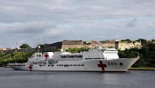 这艘海军舰艇平时的国际影响比航母还大,但没有配备任何武器