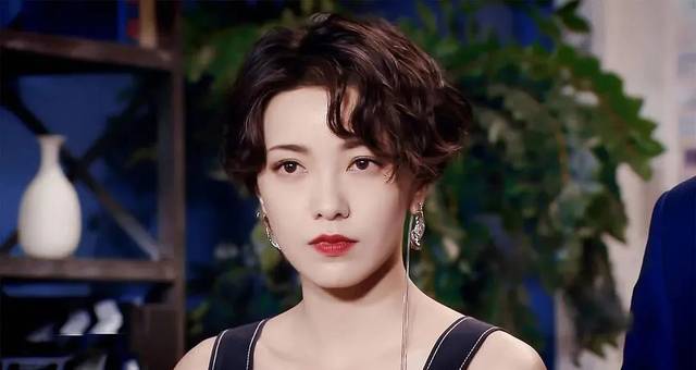 港风妆容全解析,教你穿越成90年代大美人