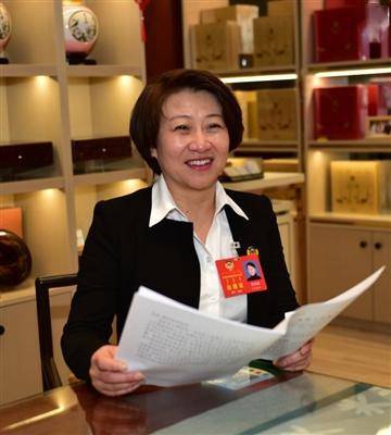 探究康养产业集群发展 打造"康养一体"新模式——访政协委员张晓薇