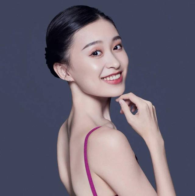 孙艺萌中央芭蕾舞团独舞演员