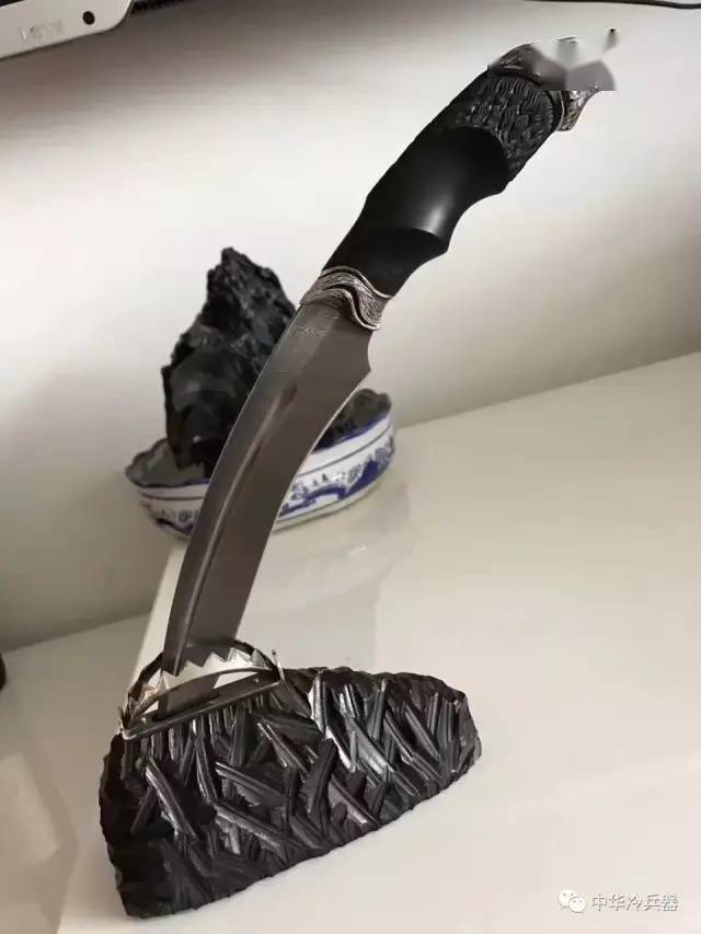 俄罗斯名刀北冕,光看颜值就知道为什么能俘获总统普京的心了!