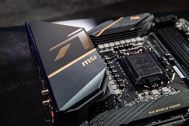 原创10代酷睿豪华座驾 微星meg z490 ace主板图赏