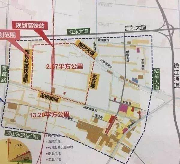 中心北侧预留地铁站,站台长500米 在t4航站楼南侧对称预留高铁站