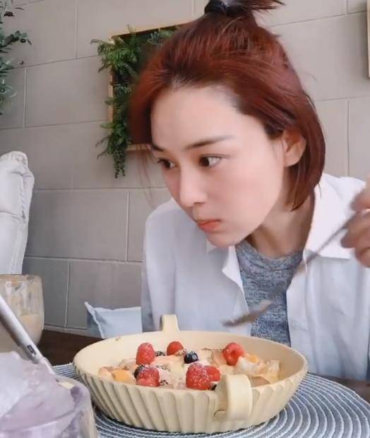 张馨予一个月瘦10斤?看她亲自做的"减肥餐",胖子也能瘦