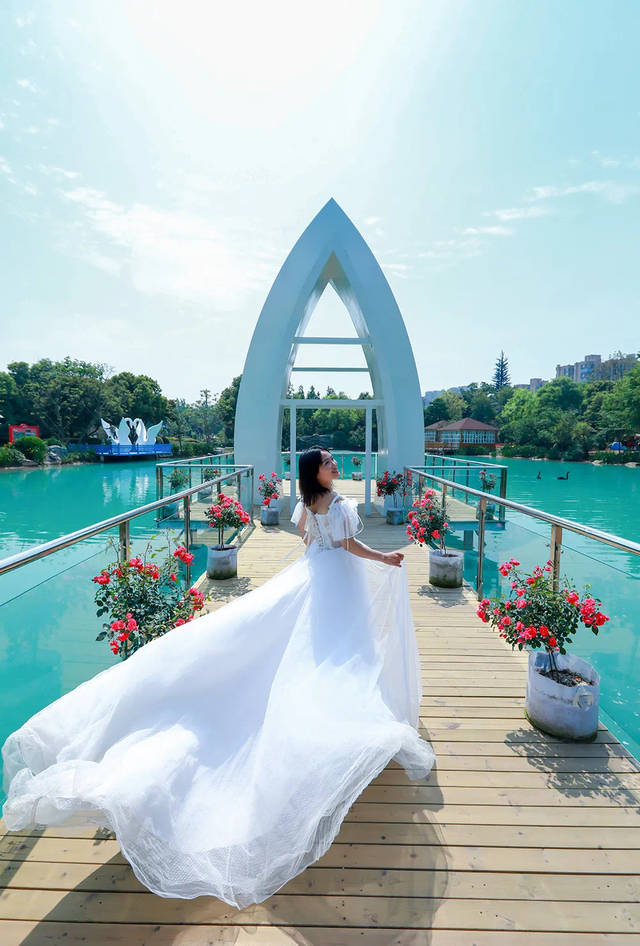 来漫花庄园打卡#夏威夷沙滩#,开启清凉一夏!