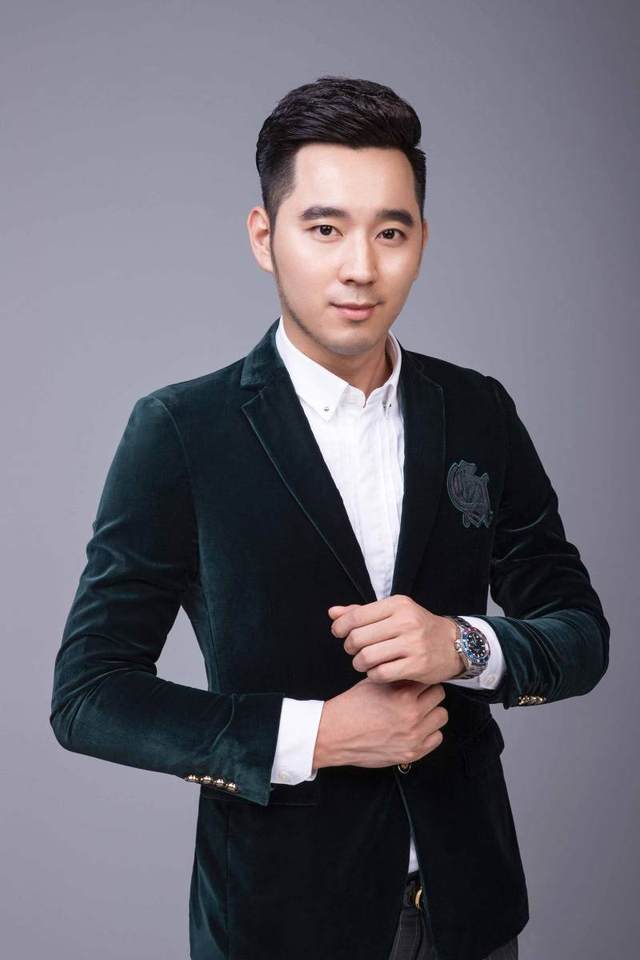 基本信息栏 中文名:黄兴发 外文名:jerry 国 籍:中国 民 族:汉族  