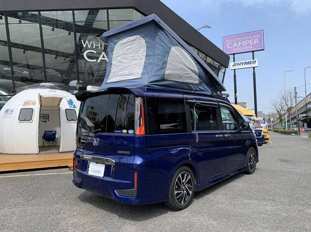 奥德赛变成房车啥样?能吃住可满足一家4口人用,百公里油耗4l