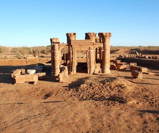 苏丹禁止实行"女性割礼",否则将被判处3年徒刑,网友纷纷点赞_手机搜狐